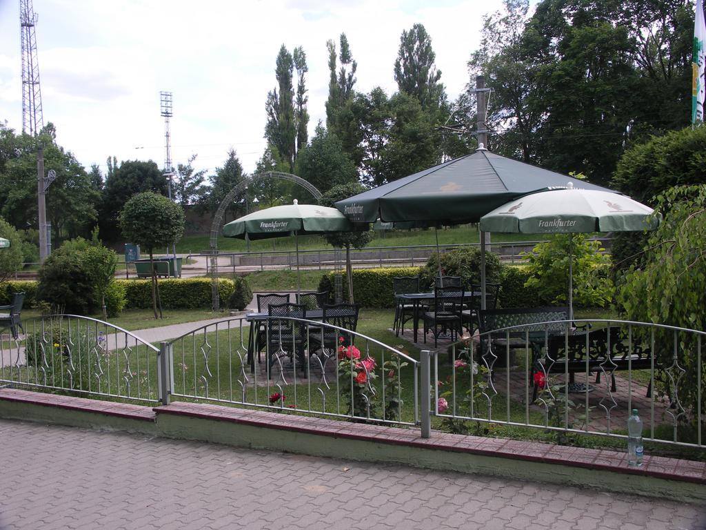 3 Sterne Hotel Frankfurt-Oder Zur Alten Oder 奥得河畔法兰克福 外观 照片